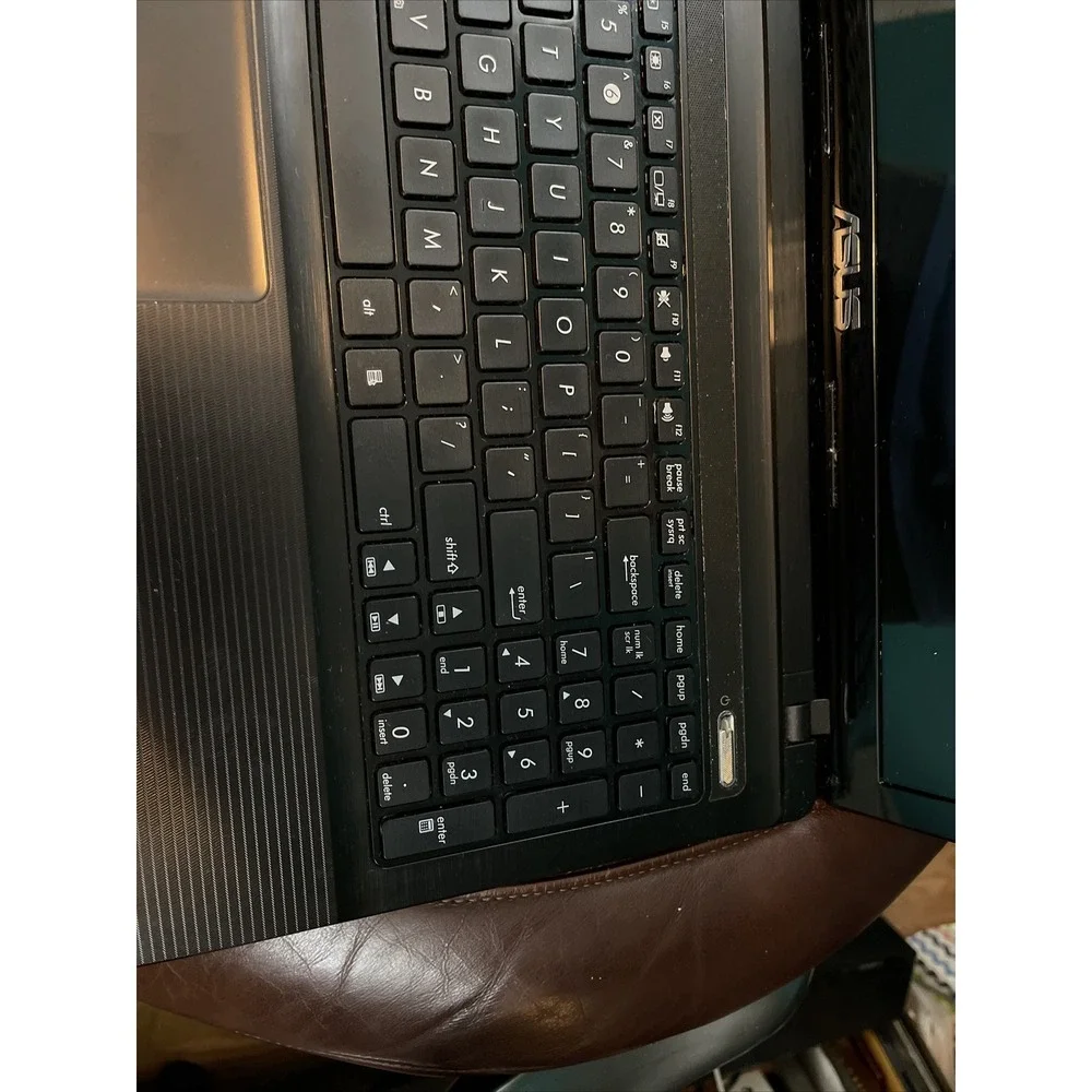 ASUS K53E-BBR5 INTEL CORE I3-2310M Windows 7 , With Power Issue